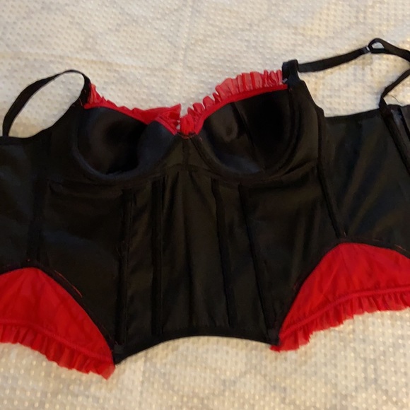 Delicates Corset. - Picture 9 of 9